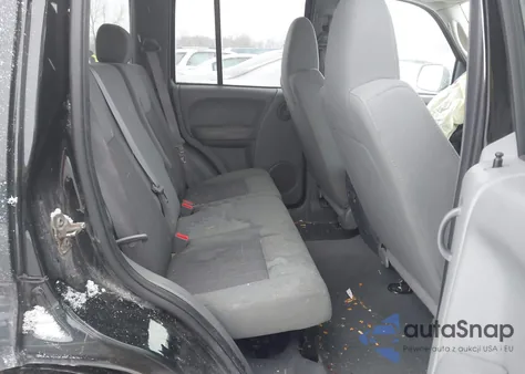 2007 Jeep Liberty Sport z USA, uszkodzony, nr VIN 1J4GL48KX7W590860